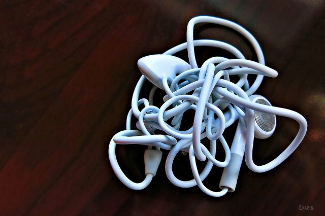 ear cord tangled ch IMG_0255