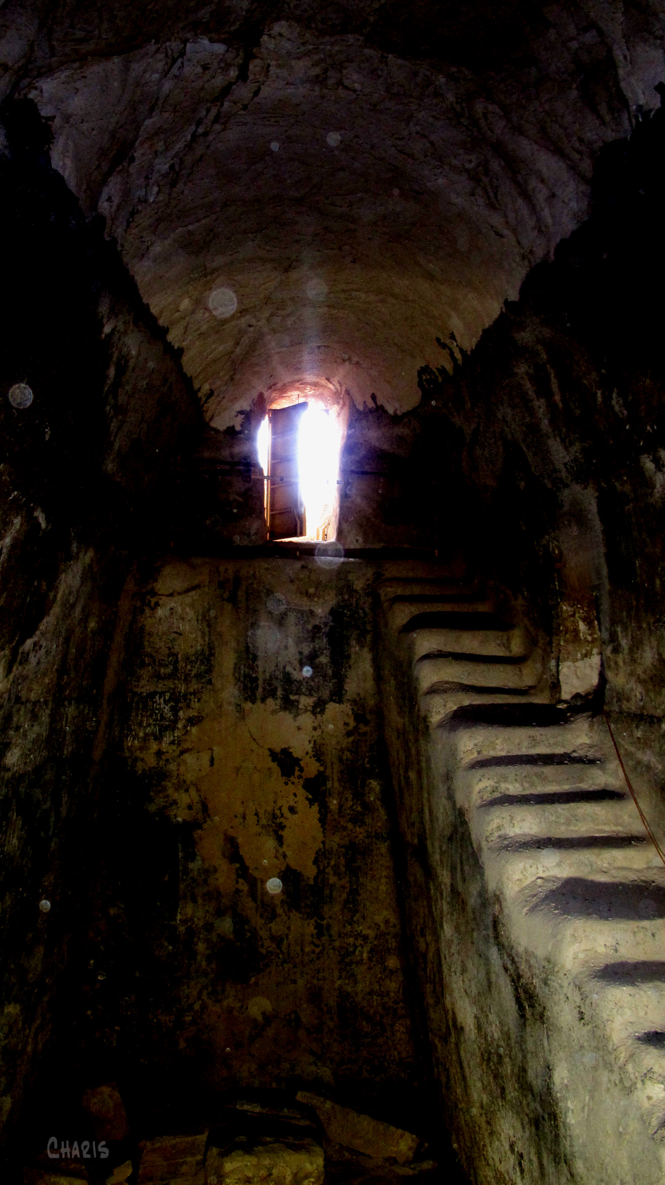 cistern door colour light dark ch rs IMG_0971