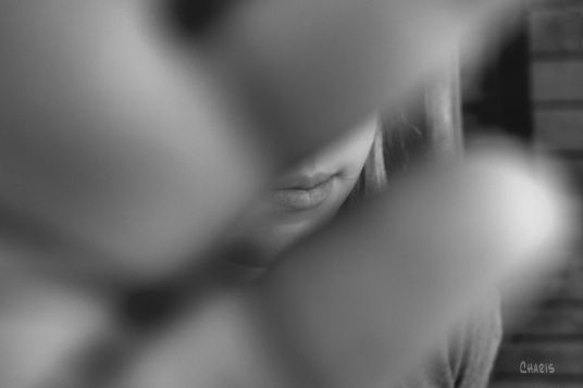 No girl hand bw DSC_0120