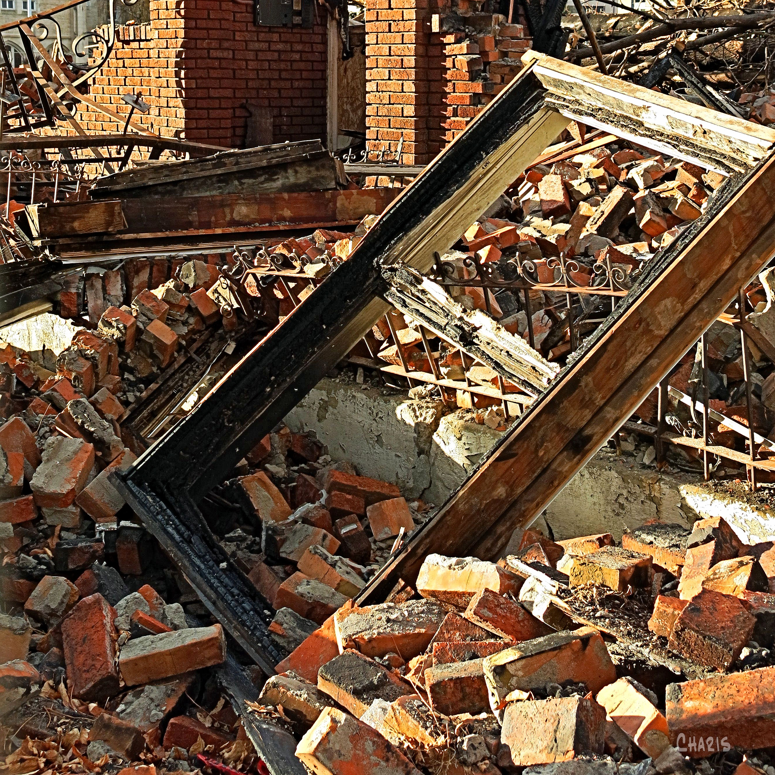 building fire burn leamington ch crop IMG_8748 sq